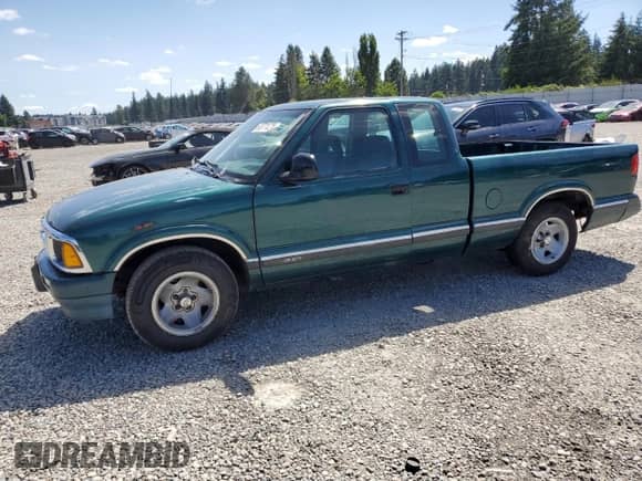 1997 Chevrolet S-10 LS с VIN 1GCCS19X1V8192339, выставлен на аукционе Copart как лот 63771585 с пробегом 176 312 миль миль и Списание • Salvage title. История ставок и продаж доступна на DreamBid. Изображение 1.