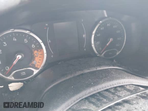 2017 Jeep Renegade Latitude с VIN ZACCJBBB7HPF51455, выставлен на аукционе IAAI как лот 43029357 с пробегом Не указан миль и . История ставок и продаж доступна на DreamBid. Изображение 7.