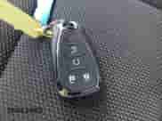 2022 Chevrolet Traverse LT Cloth z VIN 1GNEVGKW4NJ167925, wystawiony jako IAAI lot #42590397 z przebiegiem 31 077 mil mil oraz . Historia ofert i sprzedaży dostępna na DreamBid. Obrazek 11.