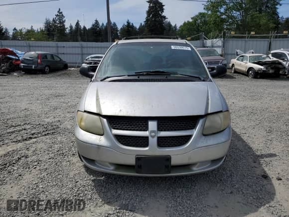 2004 Dodge Caravan SXT with VIN 1D4GP45R64B597094, listed as a Copart auction lot 56530615 with 156,765 mi miles and Clean title. Bid and sale history available at DreamBid. Image 5.