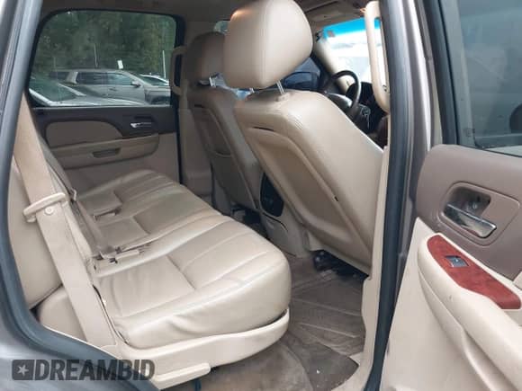 2011 Chevrolet Tahoe LT с VIN 1GNSKBE02BR211195, выставлен на аукционе IAAI как лот 43274878 с пробегом 249 409 миль миль и . История ставок и продаж доступна на DreamBid. Изображение 8.