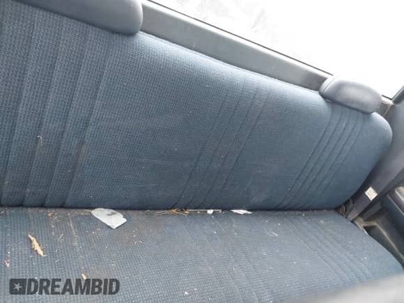 1998 Chevrolet Silverado 2500 с VIN 1GCGK29JXWE242631, выставлен на аукционе IAAI как лот 42986984 с пробегом 188 975 миль миль и . История ставок и продаж доступна на DreamBid. Изображение 8.