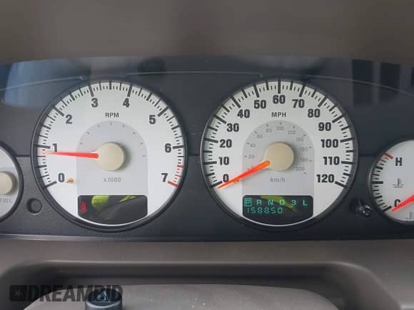 2004 Dodge Stratus SXT z VIN 1B3EL46R04N407806, wystawiony jako IAAI lot #42137699 z przebiegiem 158 850 mil mil oraz . Historia ofert i sprzedaży dostępna na DreamBid. Obrazek 7.