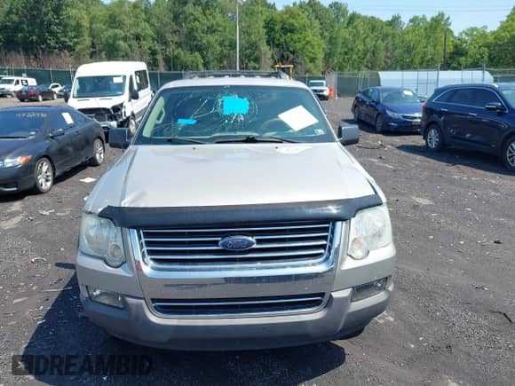 2006 Ford Explorer XLT z VIN 1FMEU73846ZA14049, wystawiony jako IAAI lot #42712449 z przebiegiem 177 760 mil mil oraz . Historia ofert i sprzedaży dostępna na DreamBid. Obrazek 12.