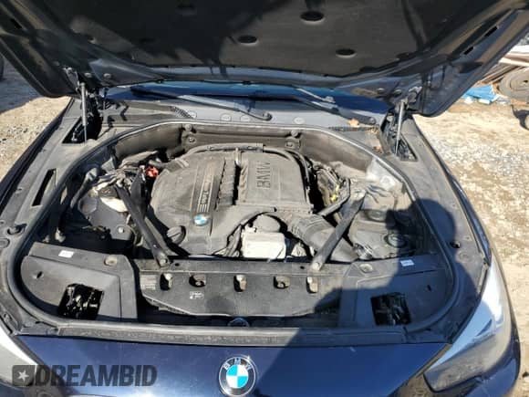 2017 BMW 5 Series 535i xDrive z VIN WBA5M4C54HD186930, wystawiony jako Copart lot #51433705 z przebiegiem 91 907 mil mil oraz Czysty tytuł • Clean title. Historia ofert i sprzedaży dostępna na DreamBid. Obrazek 11.