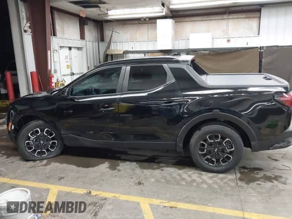 2024 Hyundai Santa Cruz SEL с VIN 5NTJC4AE4RH079350, выставлен на аукционе IAAI как лот 43139634 с пробегом 41 315 миль миль и . История ставок и продаж доступна на DreamBid. Изображение 14.
