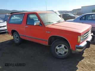 1984 Chevrolet Blazer с VIN 1G8CS18B6E0185739, выставлен на аукционе IAAI как лот 42672098 с пробегом 10 629 миль миль и . История ставок и продаж доступна на DreamBid. Изображение 1.
