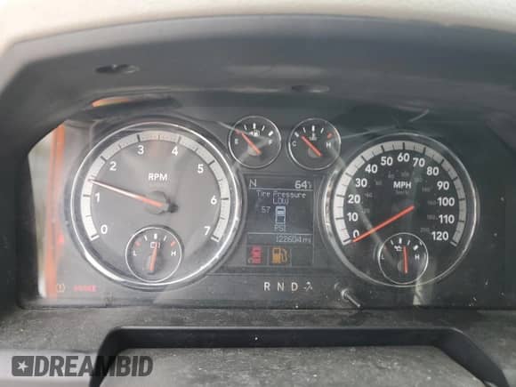 2010 Dodge 2500 SLT z VIN 3D7TT2CT7AG117003, wystawiony jako Copart lot #81650835 z przebiegiem 122 604 mil mil oraz Czysty tytuł • Clean title. Historia ofert i sprzedaży dostępna na DreamBid. Obrazek 9.