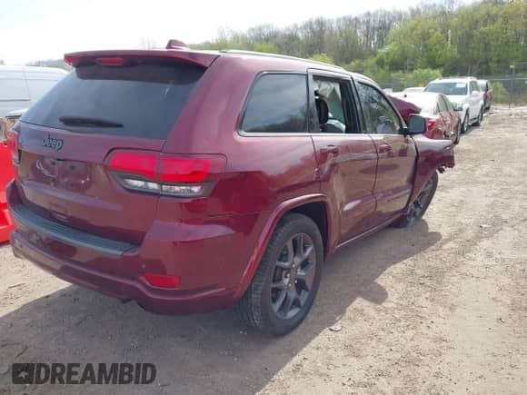 2021 Jeep Grand Cherokee Limited with VIN 1C4RJFBG2MC858107, listed as a IAAI auction lot 42144436 with Not provided miles and . Bid and sale history available at DreamBid. Image 4.