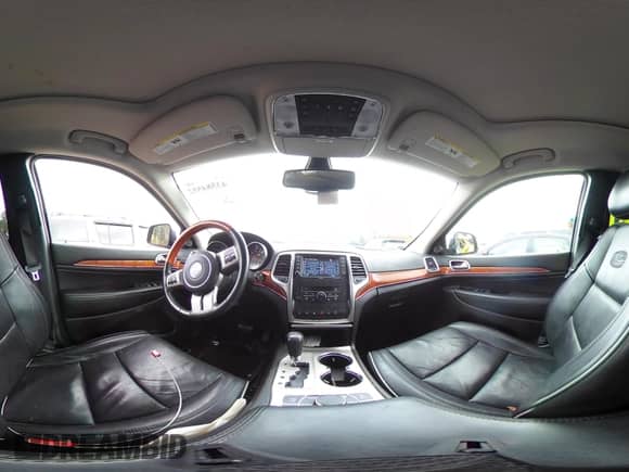 2011 Jeep Grand Cherokee Overland с VIN 1J4RR6GT1BC727207, выставлен на аукционе IAAI как лот 43584552 с пробегом 86 150 миль миль и . История ставок и продаж доступна на DreamBid. Изображение 19.