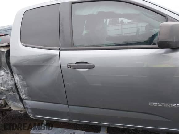 2019 Chevrolet Colorado 2WD WT z VIN 1GCHSAEA2K1184892, wystawiony jako IAAI lot #43216739 z przebiegiem 50 266 mil mil oraz . Historia ofert i sprzedaży dostępna na DreamBid. Obrazek 14.