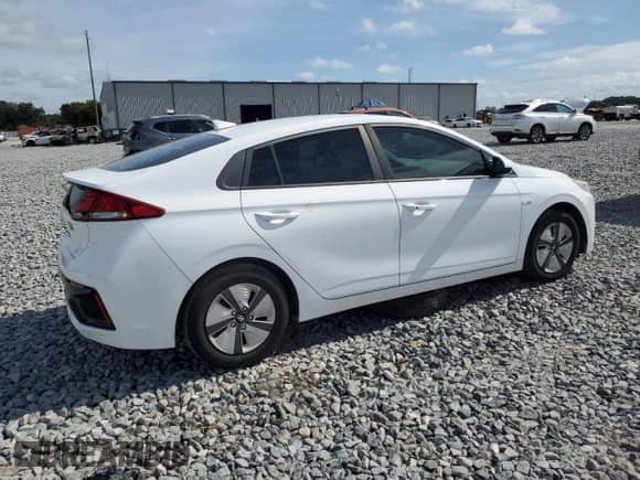 2017 Hyundai Ioniq Blue with VIN KMHC65LC0HU031277, listed as a Copart auction lot 80509355 with 120,075 mi miles and Clean title. Bid and sale history available at DreamBid. Image 3.