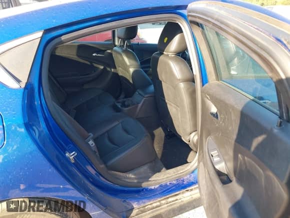 2016 Chevrolet Volt Premier z VIN 1G1RD6S51GU130310, wystawiony jako IAAI lot #43132418 z przebiegiem 144 495 mil mil oraz . Historia ofert i sprzedaży dostępna na DreamBid. Obrazek 8.