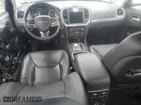 2018 Chrysler 300 Limited with VIN 2C3CCAKG4JH191928, listed as a Copart auction lot 67818495 with 43,323 mi miles and Salvage title. Bid and sale history available at DreamBid. Image 8.