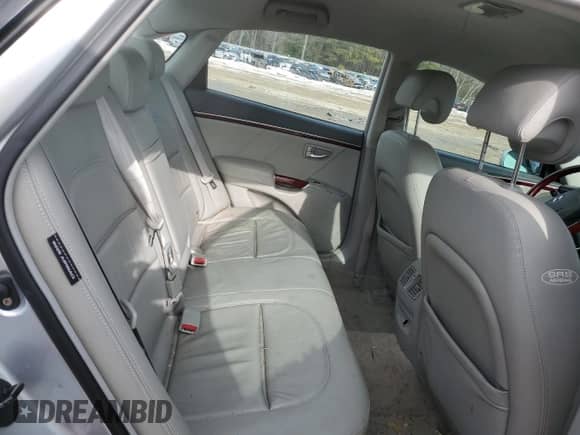 2007 Hyundai Azera SE z VIN KMHFC46F47A188591, wystawiony jako Copart lot #87225494 z przebiegiem 86 047 mil mil oraz Szkoda całkowita • Salvage title. Historia ofert i sprzedaży dostępna na DreamBid. Obrazek 10.