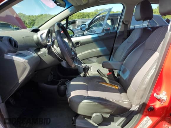 2013 Chevrolet Spark LS с VIN KL8CA6S99DC525547, выставлен на аукционе Copart как лот 80620925 с пробегом 86 914 миль миль и Списание • Salvage title. История ставок и продаж доступна на DreamBid. Изображение 7.