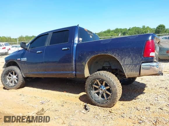 2014 Ram 1500 Big Horn z VIN 1C6RR7LT7ES361529, wystawiony jako IAAI lot #42831927 z przebiegiem 150 917 mil mil oraz . Historia ofert i sprzedaży dostępna na DreamBid. Obrazek 14.