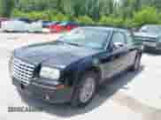 2010 Chrysler 300 Touring с VIN 2C3CA4CD4AH209663, выставлен на аукционе IAAI как лот 42690881 с пробегом 160 616 миль миль и . История ставок и продаж доступна на DreamBid. Изображение 2.