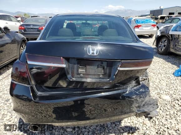 2011 Honda Accord EX z VIN 1HGCP3F71BA000876, wystawiony jako Copart lot #59043215 z przebiegiem 142 880 mil mil oraz Szkoda całkowita • Salvage title. Historia ofert i sprzedaży dostępna na DreamBid. Obrazek 6.