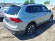 2022 Volkswagen Tiguan S с VIN 3VV1B7AX3NM021594, выставлен на аукционе IAAI как лот 42152549 с пробегом 42 521 миль миль и . История ставок и продаж доступна на DreamBid. Изображение 4.