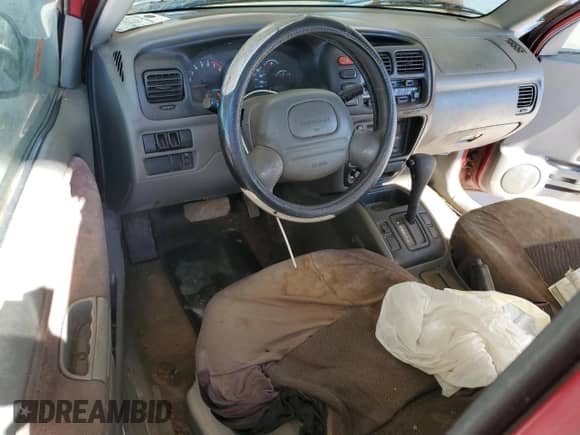 2001 Chevrolet Tracker с VIN 2CNBE18C016924375, выставлен на аукционе Copart как лот 87088435 с пробегом 143 586 миль миль и Чистый • Clean title. История ставок и продаж доступна на DreamBid. Изображение 8.
