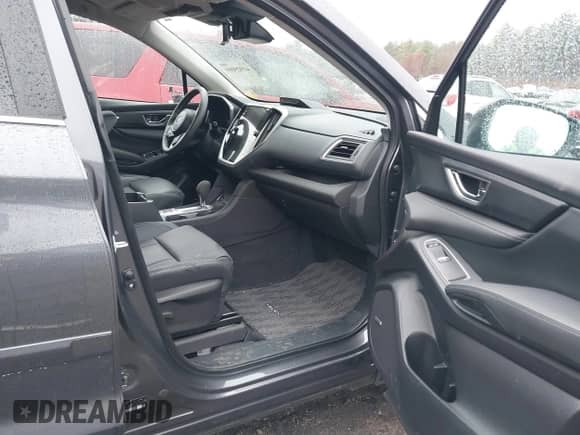 2024 Subaru Ascent Limited with VIN 4S4WMAUDXR3463367, listed as a IAAI auction lot 41925099 with 5,652 mi miles and . Bid and sale history available at DreamBid. Image 5.