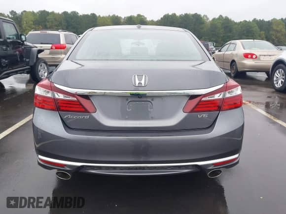 2016 Honda Accord EX-L with VIN 1HGCR3F83GA033212, listed as a IAAI auction lot 43318863 with 145,371 mi miles and . Bid and sale history available at DreamBid. Image 16.