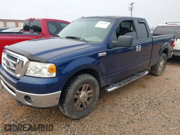 2007 Ford F-150 XLT with VIN 1FTPX14597FA62266, listed as a IAAI auction lot 43139930 with 150,571 mi miles and . Bid and sale history available at DreamBid. Image 2.