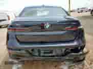 2025 BMW 7 Series 740i xDrive z VIN WBA33EH05SCV32350, wystawiony jako Copart lot #70948785 z przebiegiem 3 791 mil mil oraz Szkoda całkowita • Salvage title. Historia ofert i sprzedaży dostępna na DreamBid. Obrazek 6.
