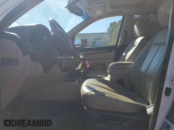 2012 Hyundai Santa Fe Limited с VIN 5XYZKDAG8CG127372, выставлен на аукционе Copart как лот 85105415 с пробегом 83 929 миль миль и Чистый • Clean title. История ставок и продаж доступна на DreamBid. Изображение 7.