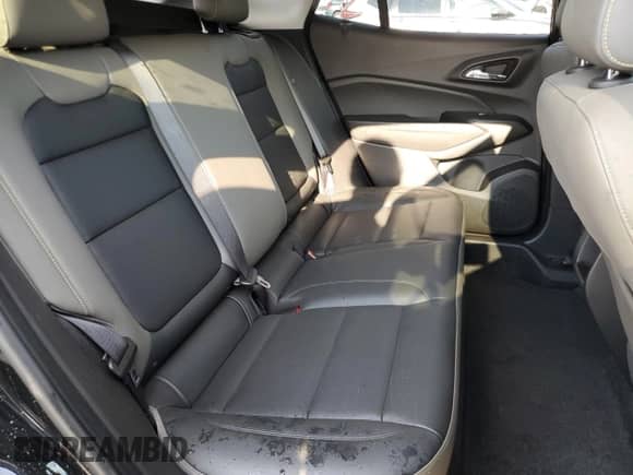 2025 Chevrolet Trax ACTIV with VIN KL77LKEP5SC154032, listed as a Copart auction lot 80866645 with 10,470 mi miles and Salvage title. Bid and sale history available at DreamBid. Image 11.