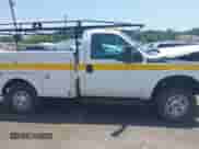 2015 Ford F-250 z VIN 1FDDF2B66FEA34884, wystawiony jako IAAI lot #42434311 z przebiegiem 131 644 mil mil oraz . Historia ofert i sprzedaży dostępna na DreamBid. Obrazek 14.