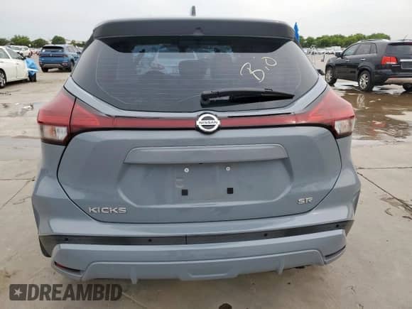 2021 Nissan Kicks SR z VIN 3N1CP5DV4ML563687, wystawiony jako Copart lot #68486085 z przebiegiem Nie podano mil oraz Szkoda całkowita • Salvage title. Historia ofert i sprzedaży dostępna na DreamBid. Obrazek 6.