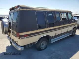 1985 Chevrolet Chevy Van с VIN 1GBEG25HXF7160399, выставлен на аукционе Copart как лот 64115004 с пробегом 40 895 миль миль и Чистый • Clean title. История ставок и продаж доступна на DreamBid. Изображение 3.