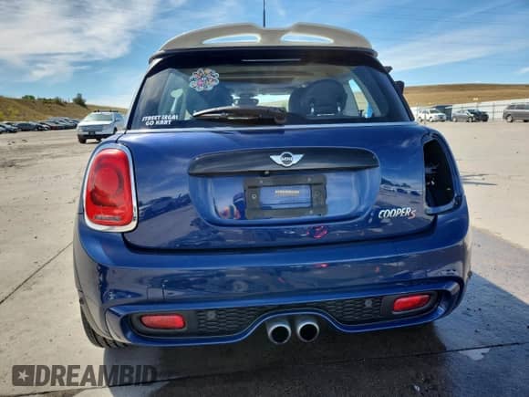 2017 MINI Hardtop Cooper S z VIN WMWXP7C33H2C61616, wystawiony jako Copart lot #84198015 z przebiegiem 50 470 mil mil oraz Szkoda całkowita • Salvage title. Historia ofert i sprzedaży dostępna na DreamBid. Obrazek 6.