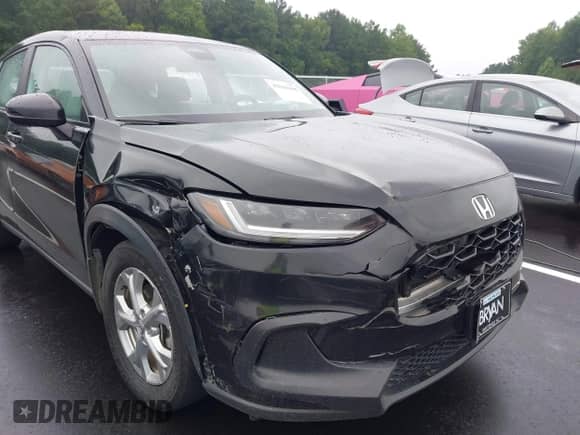 2025 Honda HR-V LX с VIN 3CZRZ1H35SM700978, выставлен на аукционе IAAI как лот 42939198 с пробегом 50 002 миль миль и . История ставок и продаж доступна на DreamBid. Изображение 17.