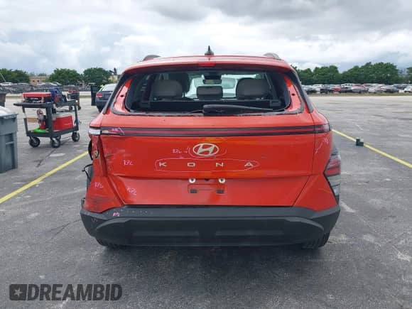 2024 Hyundai Kona SEL с VIN KM8HB3AB6RU137864, выставлен на аукционе IAAI как лот 43223612 с пробегом 18 959 миль миль и . История ставок и продаж доступна на DreamBid. Изображение 16.