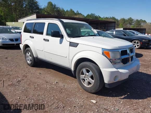 2009 Dodge Nitro SE с VIN 1D8GT28K19W518279, выставлен на аукционе IAAI как лот 41855238 с пробегом 186 607 миль миль и . История ставок и продаж доступна на DreamBid. Изображение 1.