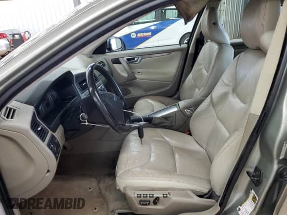2008 Volvo S60 2.5T с VIN YV1RS592982687640, выставлен на аукционе Copart как лот 82159925 с пробегом 238 504 миль миль и Списание • Salvage title. История ставок и продаж доступна на DreamBid. Изображение 7.
