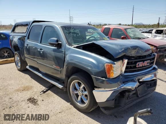 2007 GMC Sierra 1500 z VIN 2GTEK13Y871617460, wystawiony jako Copart lot #73372964 z przebiegiem 250 539 mil mil oraz Szkoda całkowita • Salvage title. Historia ofert i sprzedaży dostępna na DreamBid. Obrazek 4.