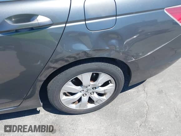 2009 Honda Accord EX-L z VIN 1HGCP258X9A073064, wystawiony jako IAAI lot #43056708 z przebiegiem 213 130 mil mil oraz . Historia ofert i sprzedaży dostępna na DreamBid. Obrazek 18.