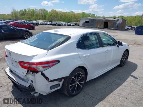 2019 Toyota Camry LE с VIN 4T1B11HK0KU754797, выставлен на аукционе IAAI как лот 42032914 с пробегом 93 862 миль миль и . История ставок и продаж доступна на DreamBid. Изображение 4.
