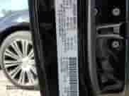 2012 Chrysler 300 S z VIN 2C3CCABG8CH175573, wystawiony jako Copart lot #85534994 z przebiegiem 67 688 mil mil oraz Szkoda całkowita • Salvage title. Historia ofert i sprzedaży dostępna na DreamBid. Obrazek 13.