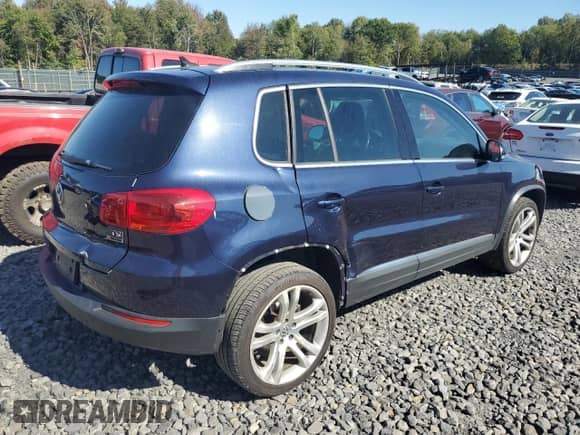 2016 Volkswagen Tiguan SEL с VIN WVGBV7AX1GW570798, выставлен на аукционе Copart как лот 70086185 с пробегом 83 708 миль миль и Списание • Salvage title. История ставок и продаж доступна на DreamBid. Изображение 3.