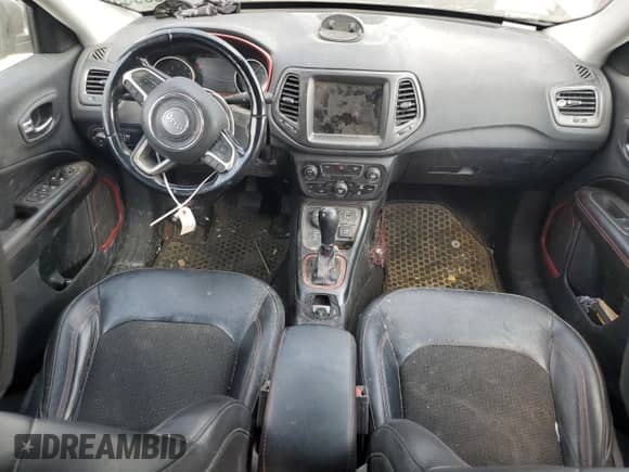 2020 Jeep Compass Trailhawk с VIN 3C4NJDDB5LT159643, выставлен на аукционе Copart как лот 67965935 с пробегом 132 085 миль миль и Списание • Salvage title. История ставок и продаж доступна на DreamBid. Изображение 8.