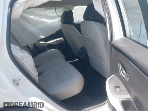 2025 Honda HR-V LX с VIN 3CZRZ1H35SM703783, выставлен на аукционе IAAI как лот 42860201 с пробегом Не указан миль и . История ставок и продаж доступна на DreamBid. Изображение 8.