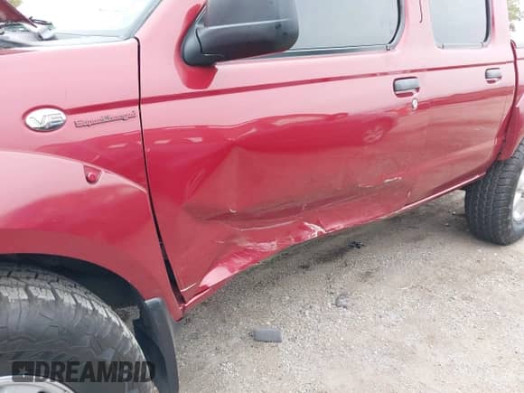 2004 Nissan Frontier SVE с VIN 1N6MD27Y14C429145, выставлен на аукционе IAAI как лот 43449009 с пробегом 117 320 миль миль и . История ставок и продаж доступна на DreamBid. Изображение 6.