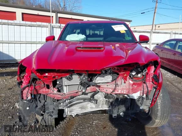 2024 Toyota Tacoma SR5 with VIN 3TYLB5JN1RT001686, listed as a IAAI auction lot 41071582 with 5,986 mi miles and . Bid and sale history available at DreamBid. Image 6.