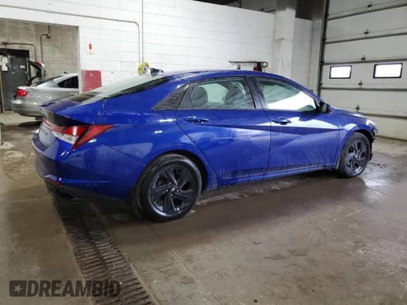 2022 Hyundai Elantra SEL with VIN 5NPLS4AG5NH062496, listed as a Copart auction lot 82777895 with 100,855 mi miles and Salvage title. Bid and sale history available at DreamBid. Image 3.