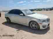 2012 Mercedes-Benz C 250 Sport с VIN WDDGF4HB4CA650738, выставлен на аукционе Copart как лот 84172415 с пробегом 144 104 миль миль и Списание • Salvage title. История ставок и продаж доступна на DreamBid. Изображение 4.